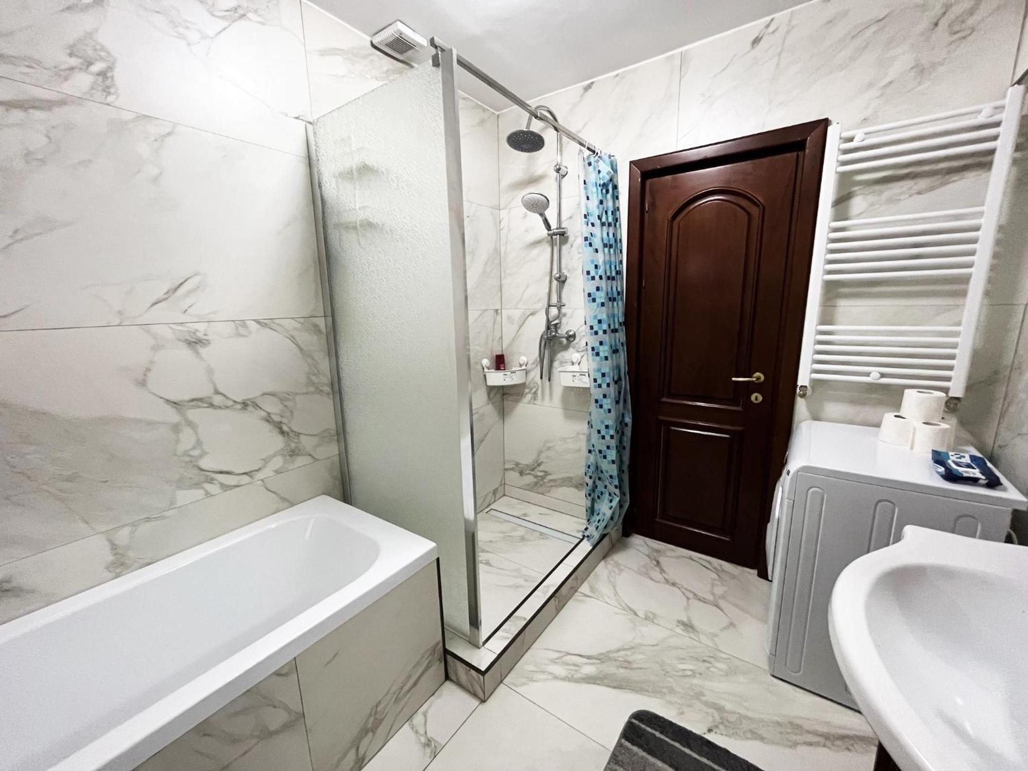 City Center Privat-Sauna Familyconcept Iasi Exterior foto